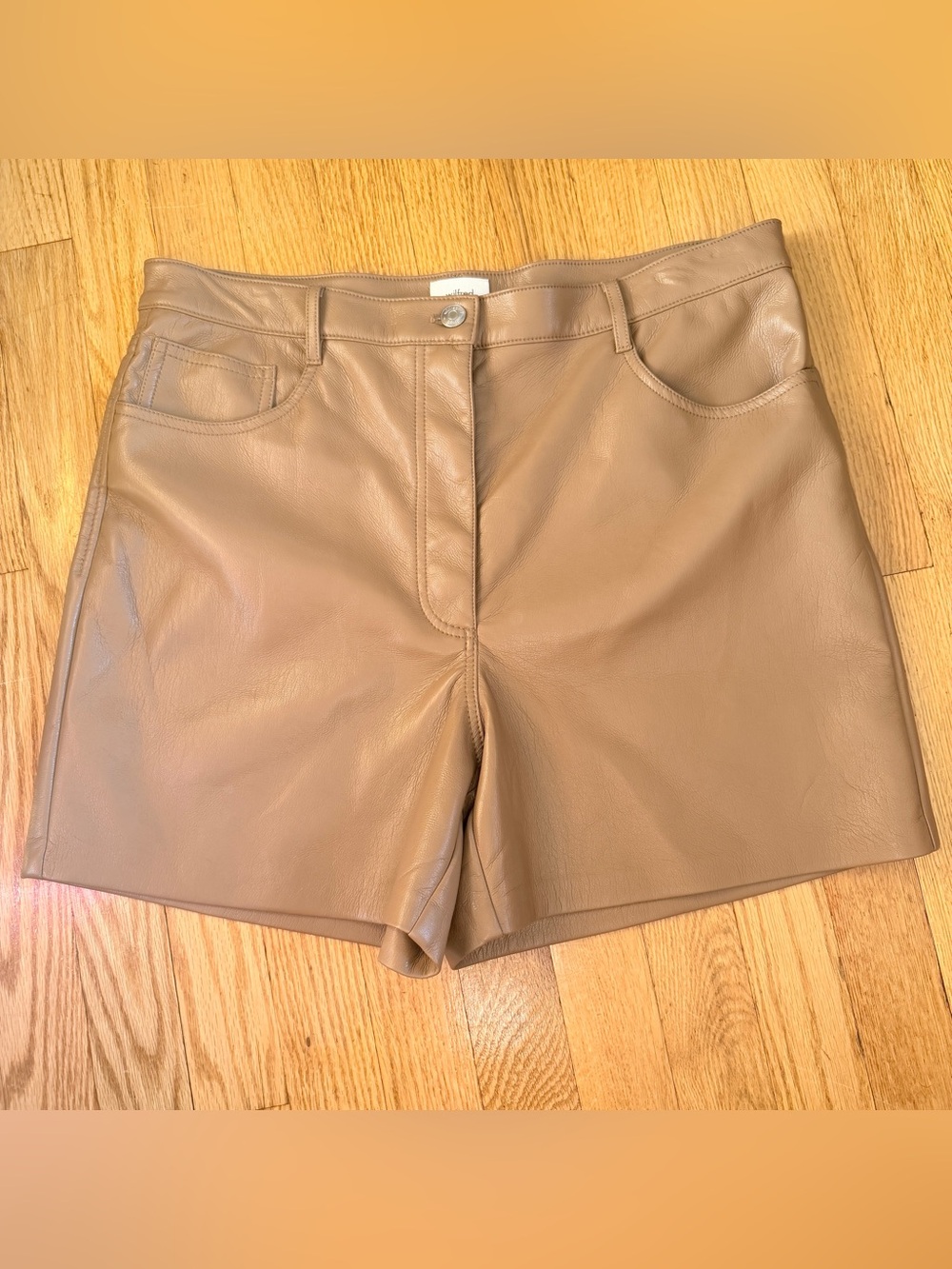Wilfred Aritzia Faux Leather Shorts‎ Womens 14 Brown Vegan Leather High Rise